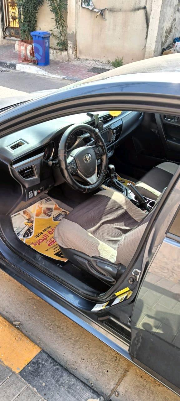 تۆیۆتا کۆرۆلا